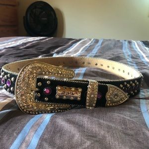 Purple jeweled show belt size M